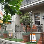Great Aussie Backpackers